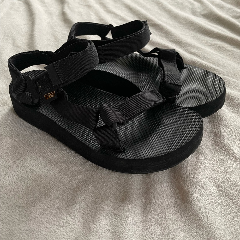 Teva midform sandals